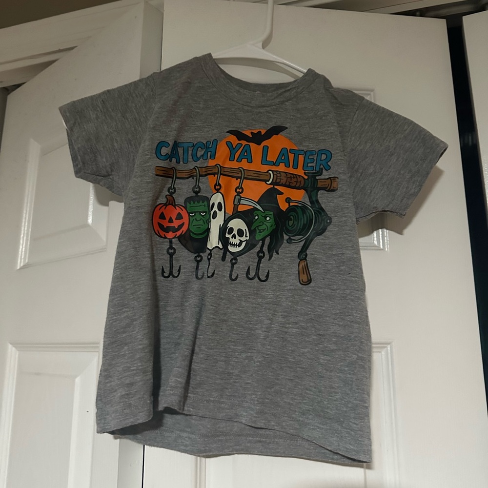 Gray Graphic Tee with Halloween Design